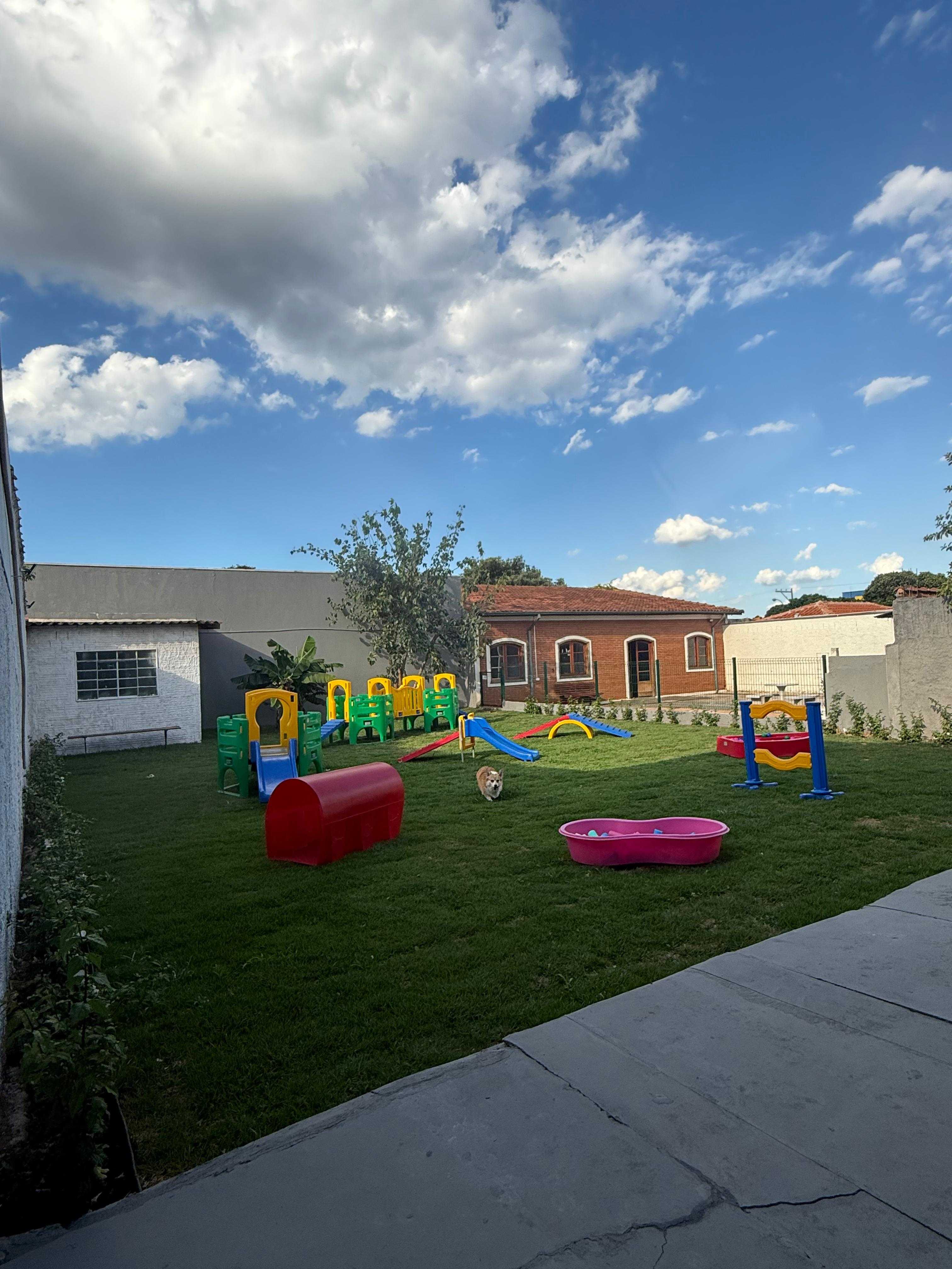 Hotel e Crechet Pet Landing Image